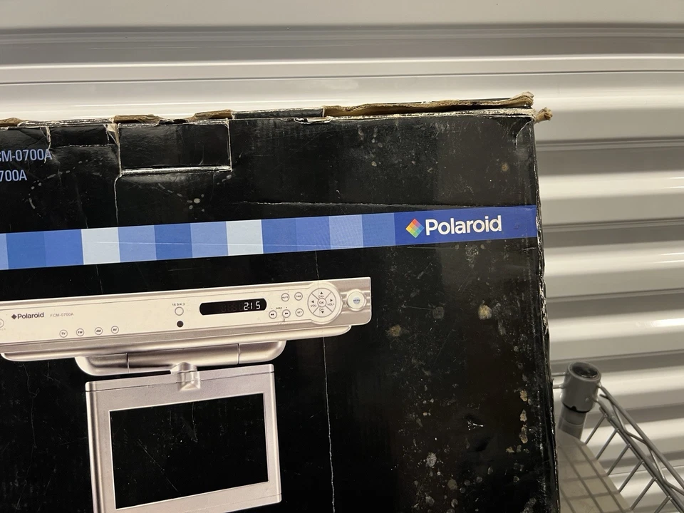 Polaroid FCM-0700A 7-Inch Under the Cabinet Rare LCD TV Open box - Image 4 of 4