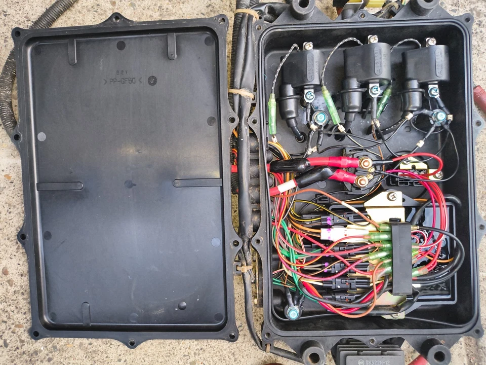 Yamaha XLT1200 XLT 1200 XR 1800 XL GP 66V electrical box CDI ECU ECM computer - Image 2 of 3