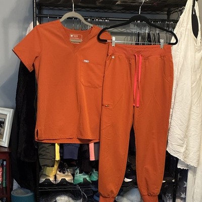 FIGS Women's Small Spice Solid Scrub Set V-Neck Top & Jogger Pants Knit