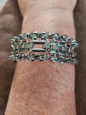 Silver Geometric Braclet
