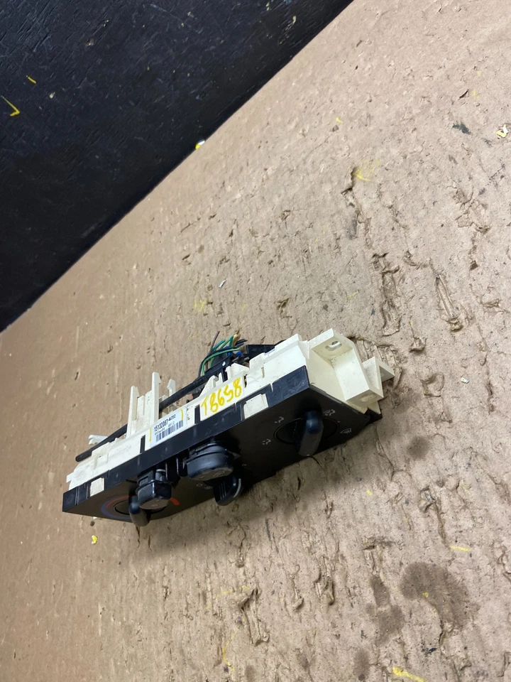 GMC Chevrolet Canyon Colorado 2004 a 2008 control de clima panel de aire acondicionado T8658 DG Foto 3 de 4