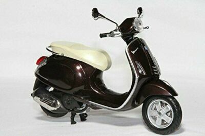 New Ray Motorcycles 1:12 Vespa Primavera Dark Brown Color 57553