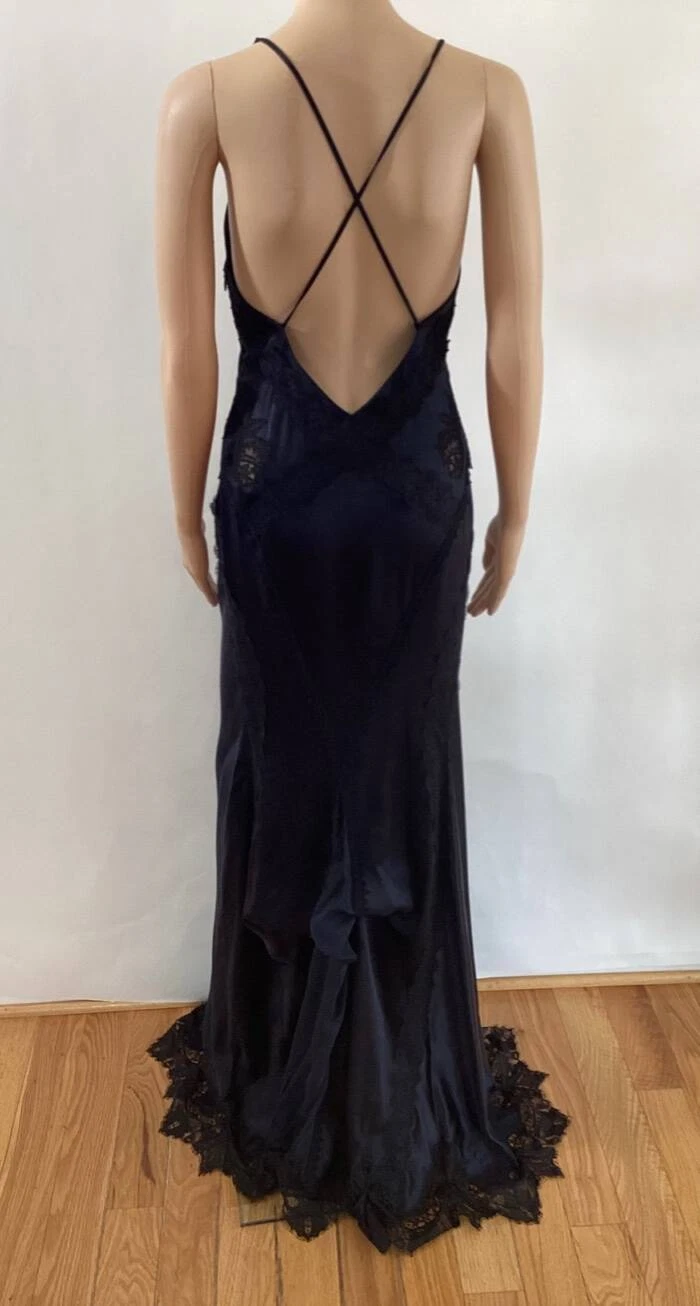 ABITO VERSACE VINTAGE INSERTO IN PIZZO A IMMERSIONE POSTERIORE APERTA SETA BLU SCURO TAGLIA 40