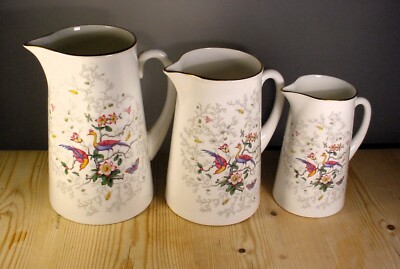 Coalport Tulpenbaum drei abgestufte Krüge