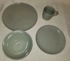 Canvas Dinnerware Set Of 4 Service For 1 Shell Bisque Gray Plate Bowl Cup Dinner