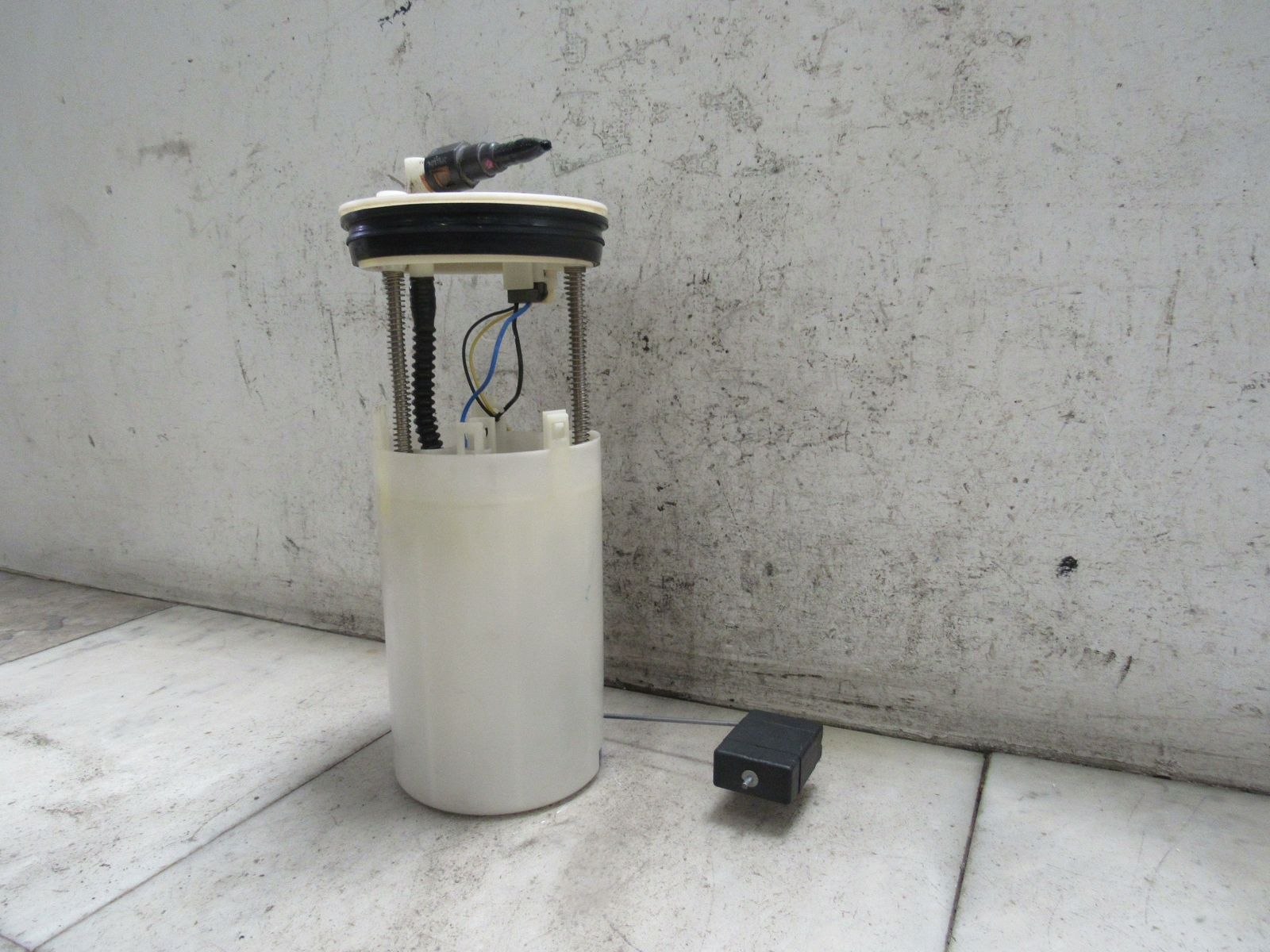 03 04 05 06 HYUNDAI ACCENT Fuel Pump 3111025700 eBay