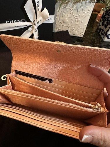 CHANEL Pink Shiny Grain Calfskin Leather Long Boy Wallet Msrp 1400 - Picture 16 of 19