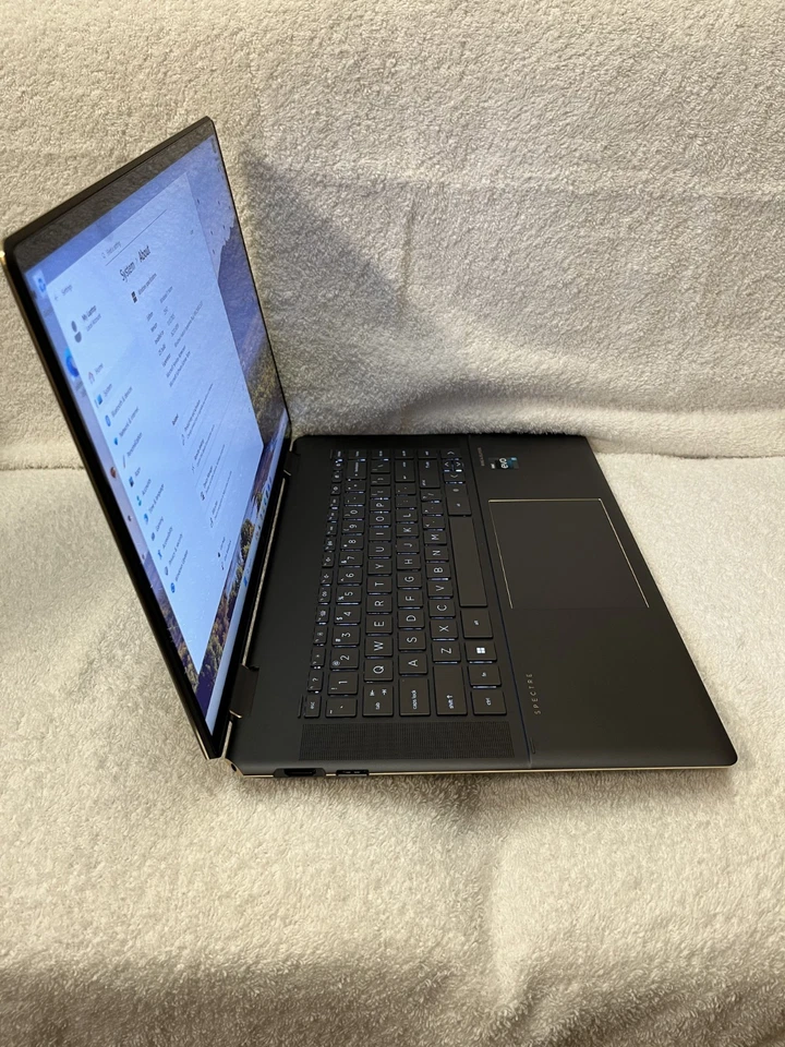 HP Spectre x360 16-F2013DX 16" Touch 3K Intel i7-13700H 16GB RAM 512GB SSD - Image 3 of 4