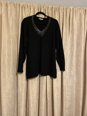 vila Milano women's plus 1X v-neck sweater with rhinestones very soft