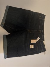 NWT St. John s Bay Women s Secretly Slender Mid-Rise Denim Bermuda Short
