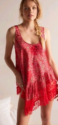 Intimately Free People Young And In Love Mini Slip Lace Floral Red Medium