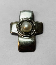 Hagit Gorali Sterling 925 Silver Pearl Cross Pendant