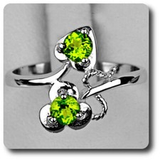 BAGUE PERIDOT Argent 925 + Plaqué Or blanc 14 K.