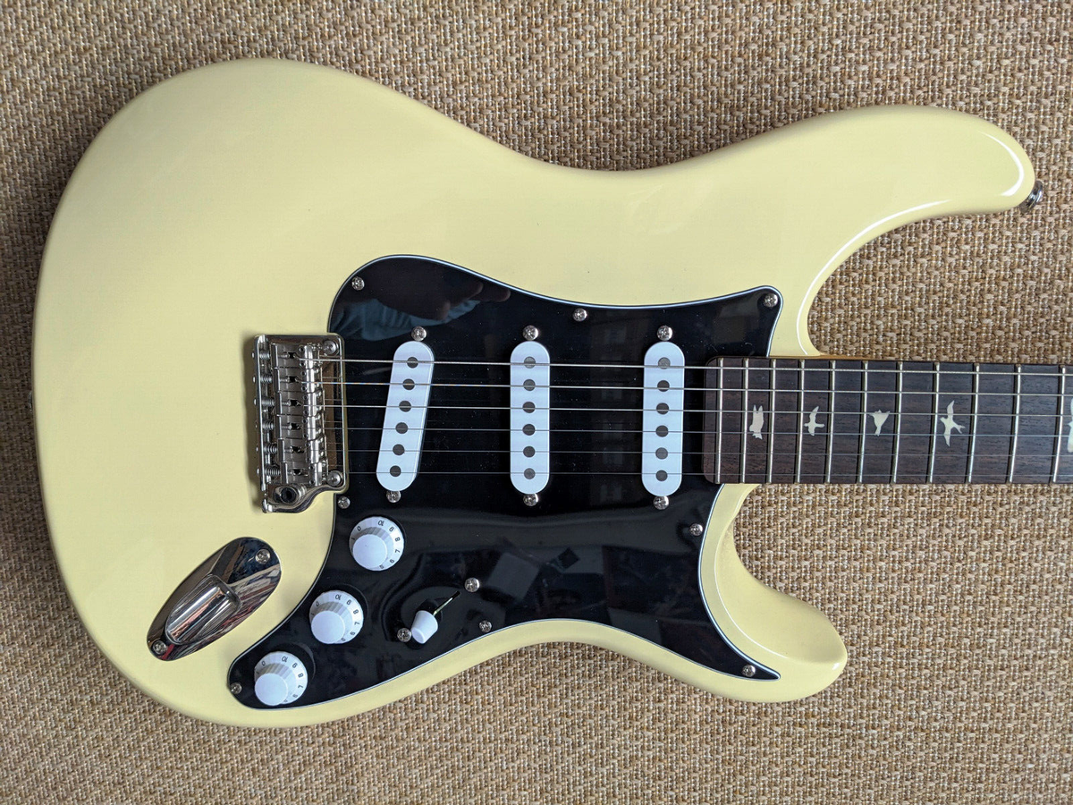 PRS SE Silver Sky Electric Guitar Moon White, Bolt-On John PRS SE Silver Sky Electric Guitar Moon White, Bolt-On John