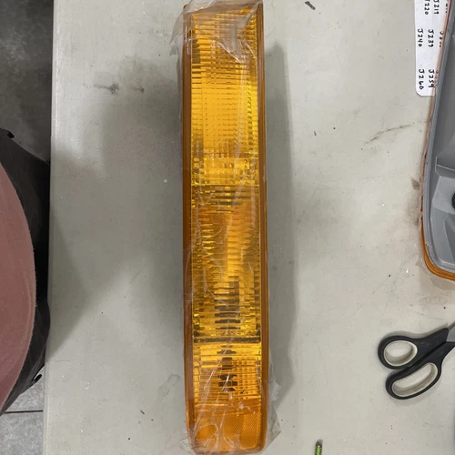 1 Unused - Lens PMMA Housing PC+ABS Right- Vehicle Part Light (Qty 3 Available) 
