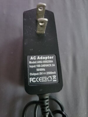 Adattatore di alimentazione 5V 1A/1000mA AC 100-240V 50/60Hz Adattatore di alimentazione 5V 1A/1000mA AC 100-240V 50/60Hz