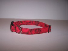 Wet Nose Designs Roses are Red Dog Collar Valentines Day Realistic Roses Love