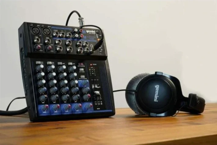 Gemini GEM-08USB Compact 8 Channel Bluetooth Mixer w/USB 8 Ins/2 Bus/3 Band EQ - Image 3 of 4