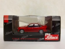 Schuco OPEL VECTRA CDX 1/43 RED