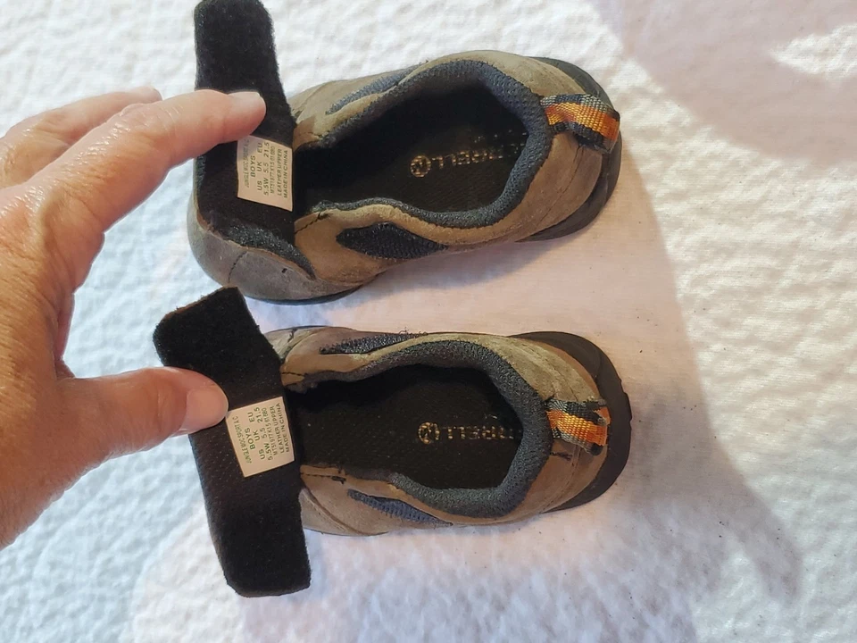 Merrill's 学步儿童 5.5w 码经典户外皮革丛林 Moc 运动鞋 — 第 4/4 张图片