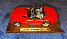 Bburago 1:18 1992 Dodge Viper RT/10 Red Diecast Model w/ Stand, Hood Opens