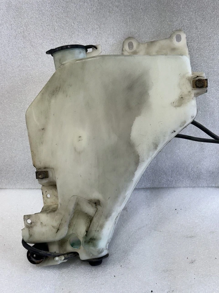 1991 1992 1993 1994 1995 1996 97 TOYOTA PREVIA WINDSHIELD WASHER FLUID RESERVOIR - Image 2 of 4