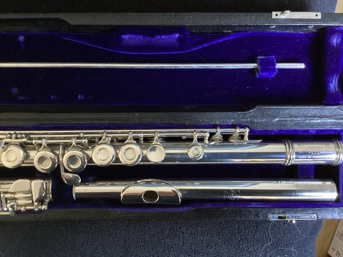 Gemeinhardt 5SS Solid Silver Flute, Low B, Used - Picture 9 of 10