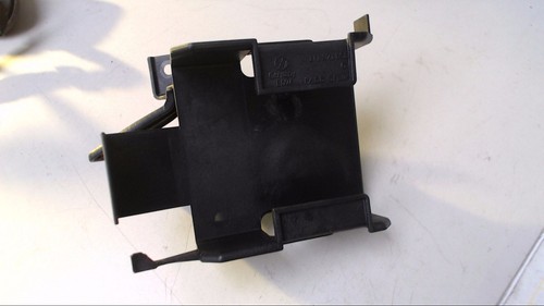 Halter Träger Steuergerät Komfortsteuergerät 1T1971858G VW Caddy 1.9 TDI DPF