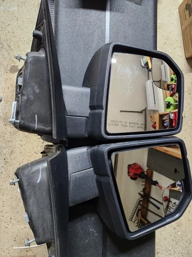 Factory used 2016 Ford F150 side power mirrors