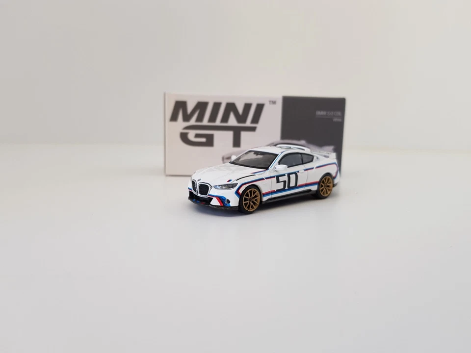 TRUESCALE Mini Gt 1:64 BMW 3.0 CSL N° 50 NUOVO - Immagine 4 di 4