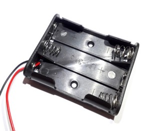 Batteriehalter 4 X Mignon AA Mit Druckknopfanschluß (2x/2x
