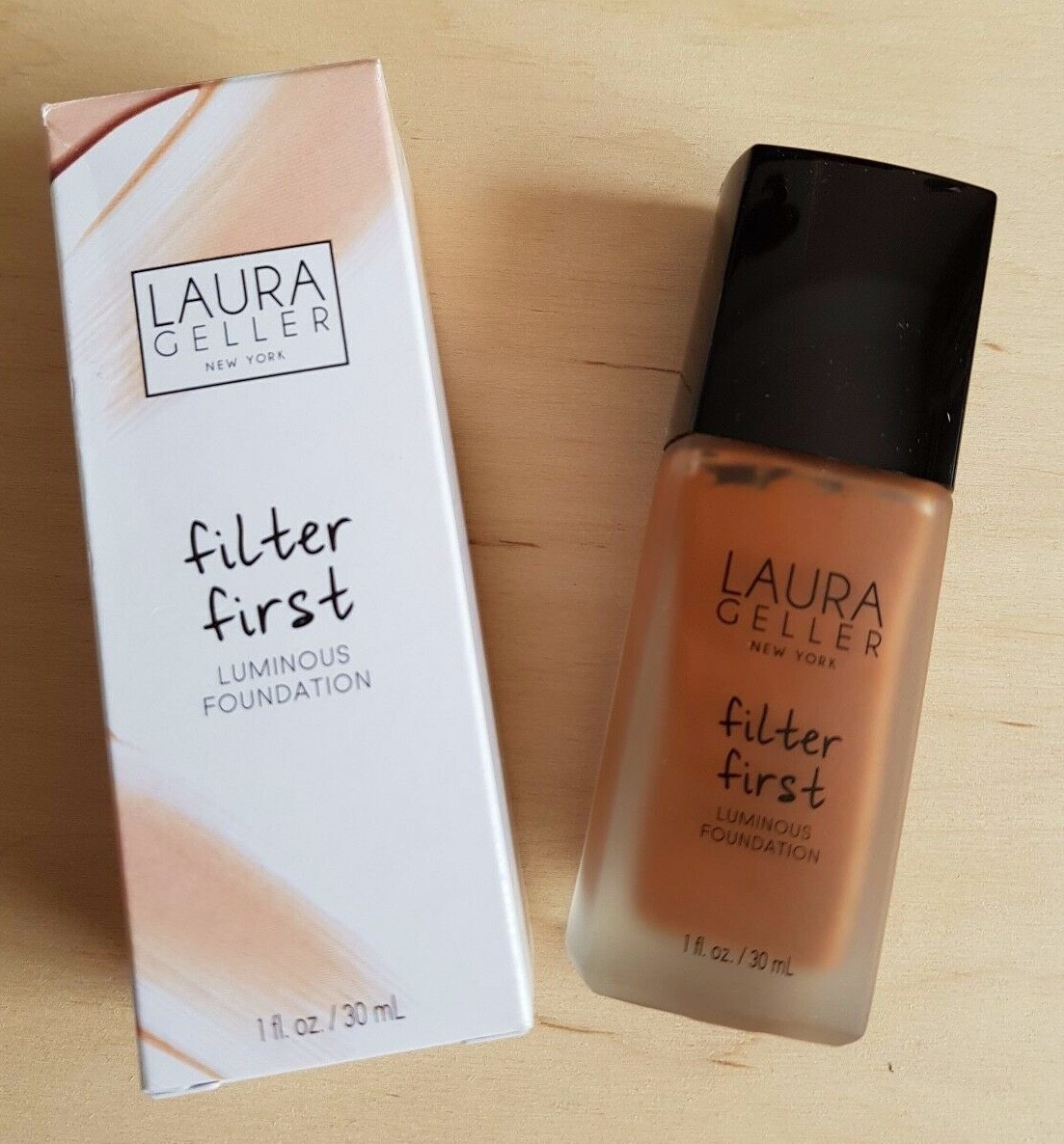 Laura Geller Filter First Luminous Foundation, 30ml, Chestnut, BOXED