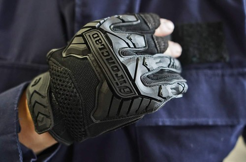 Large Black Tactical Impact Gloves with Open Finger Design for Dexterity - Picture 4 of 6