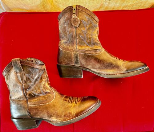 Ariat New Leather Ladies Billie 8.5B Embroidered Naturally Distressed Boots - Picture 2 of 11