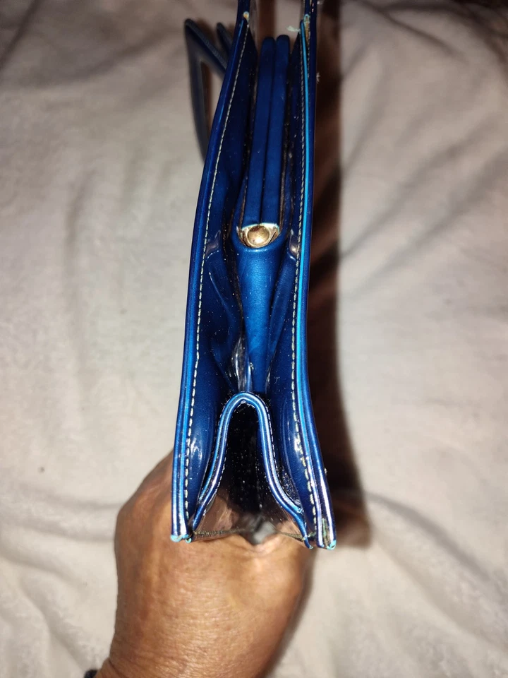 🫅Lewis Vintage 50s Era Blue Patent Clasp Top Handbag - Image 4 of 4