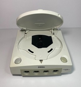 Sega Dreamcast White Console Bundle with 1 Controller, VMU and UFC Game | Tested