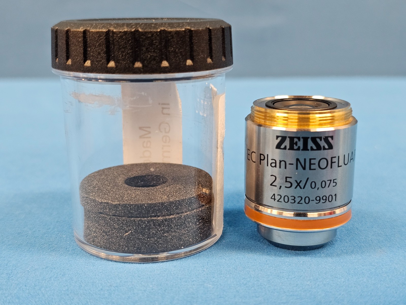 Zeiss Objective EC Plan-Neofluar 2.5x/0.075 POL M27 420320-9901 **Great Cond.**