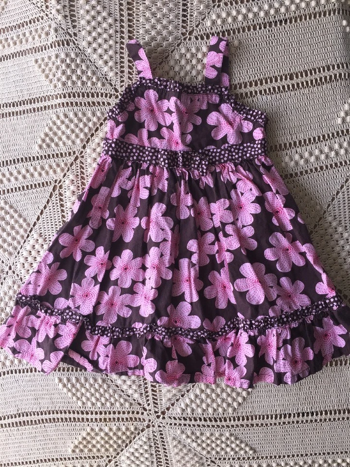 OFERTA @ Vestido Casi Nuevo BLUEBERI BOULEVARD Rosa Floral sobre Chocolate Niñas Talla 5 Foto 2 de 4