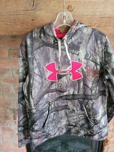 under armor camo sweatshirt