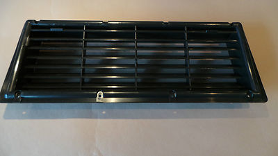 MPK SCHWARZ EINBAUEINBAU KÜHLSCHRANK ENTLÜFTUNG WOHNMOBIL PFERD BOX MOTORAMA RUMPF