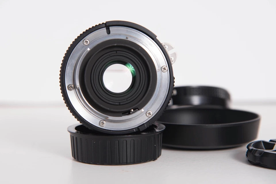 Nikon 28mm f/2,8 Objetivo Gran Angular - Imagen 4 de 4