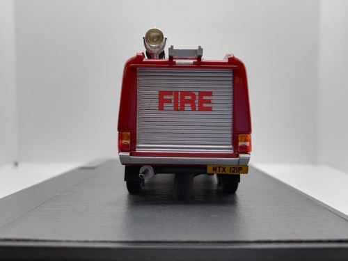 Range Rover Carmichael Commando Fire Tender 6x4 1972 Matrix 1/43. Extremadamente raro - Imagen 5 de 21