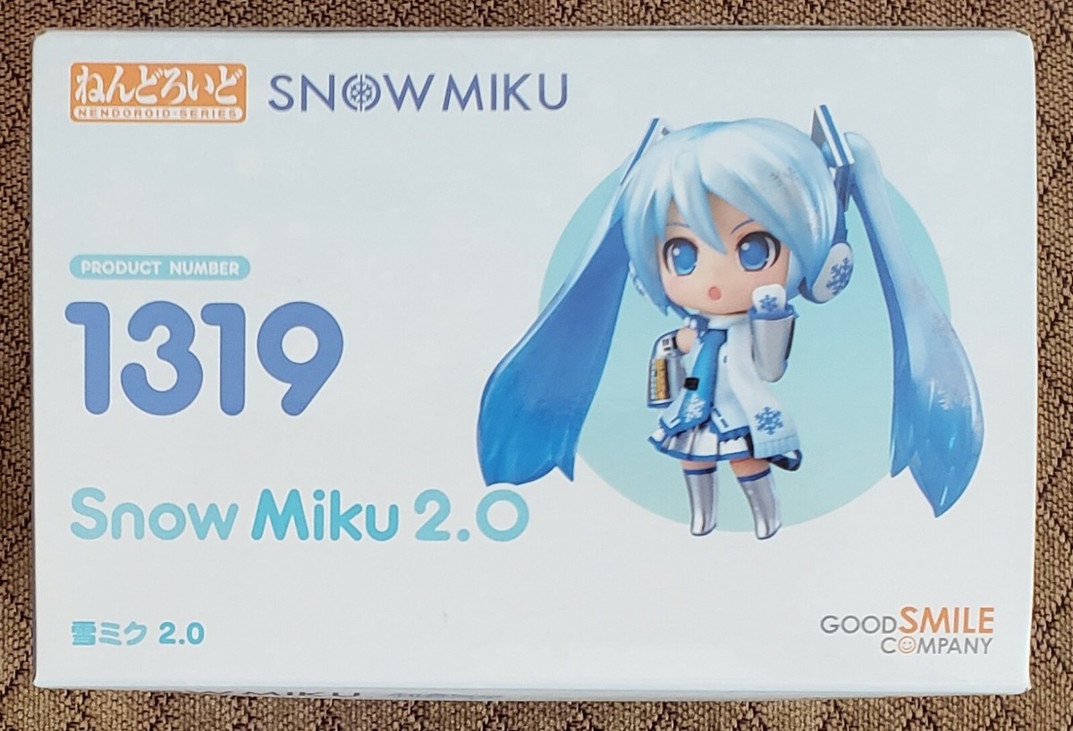 Exclusive Hatsune Miku Snow Miku 2.0 Ver Nendoroid Figure by