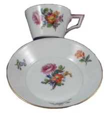 Antique 18thC KPM Berlin Porcelain Polychrome Floral Cup Saucer Porzellan Tasse