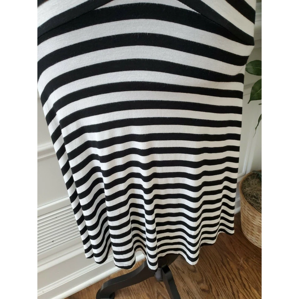 Vestido ECI Newyork Mujer Blanco y Negro Rayón Cuello Redondo Manga Larga Hasta la Rodilla S Foto 4 de 4