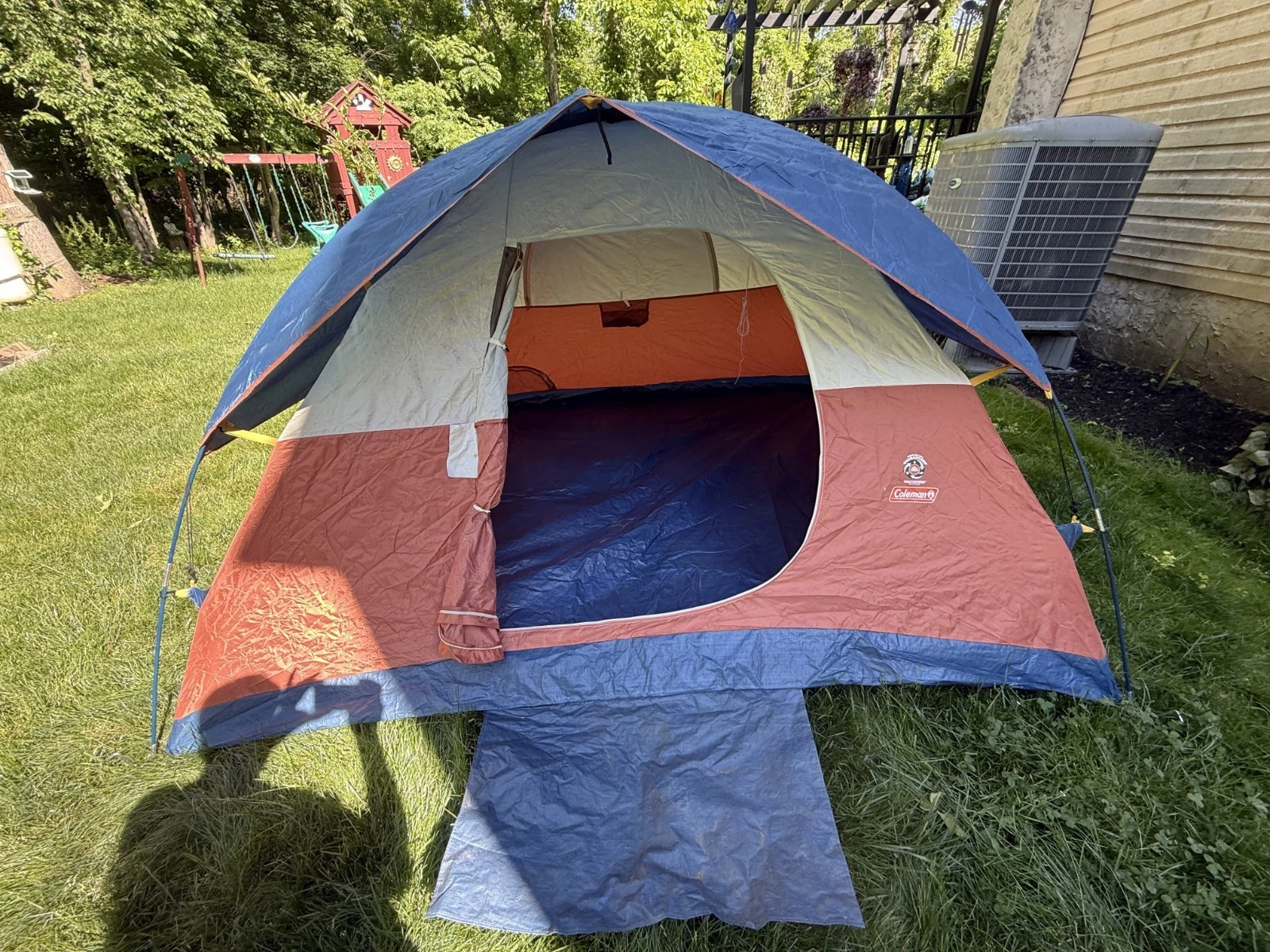 Coleman cedar pass tent 4 persons 8'6" x 8'6"