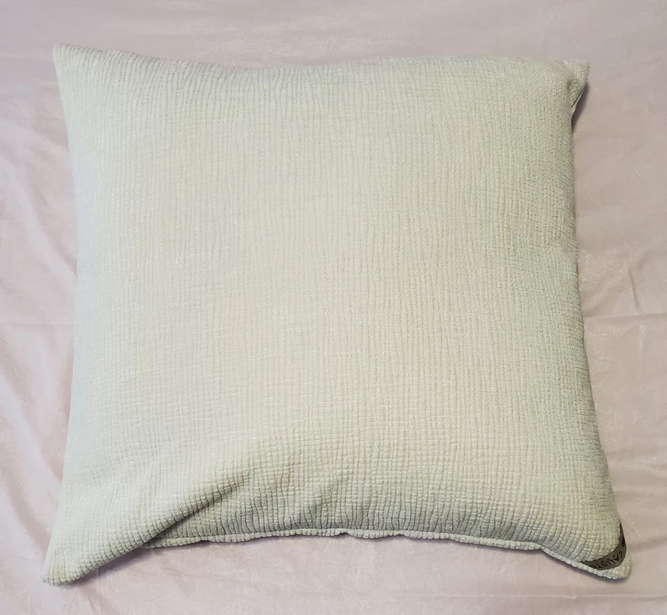 Luxury Callisto Home 24x24" Decorative Pillow & Down Feather Insert  - Image 3 of 4