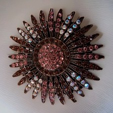 Beautiful Large Pink Mauve & Clear Rhinestone Studded Starburst Broach 2.5"