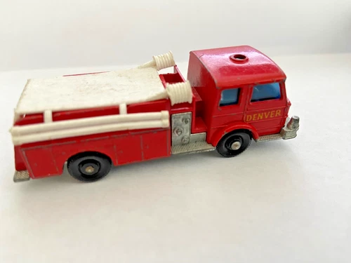 Vintage 1960's Matchbox Lesney #29 Fire Pumper Truck 1966