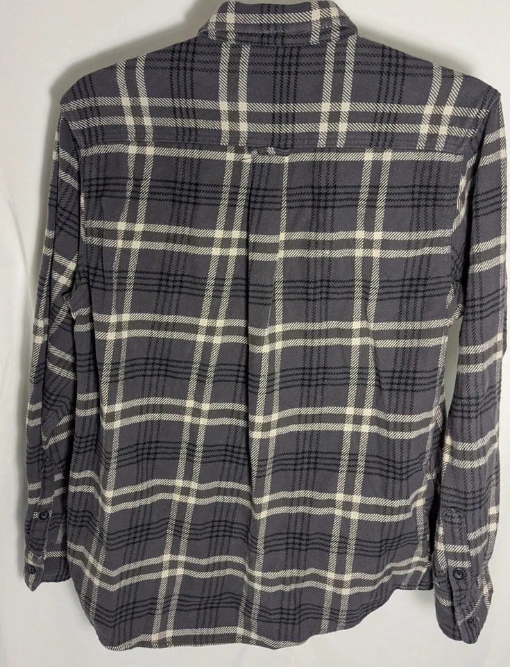 Woolrich Men's Thick Gray Plaid Flannel Shirt, Pockets, 100% Cotton Men's L - Image 3 of 4